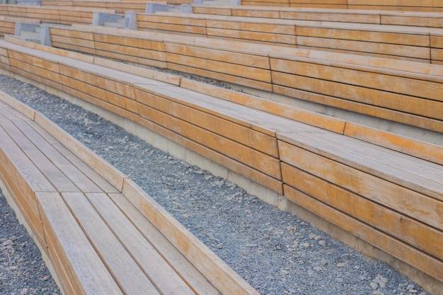 Jak zaprojektować taras drewniany, by cieszyć się nim przez lata?