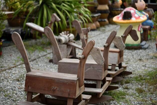 Jak zrobić meble ogrodowe z palet euro samodzielnie?