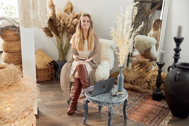 Jaki to styl rustykalny i skąd bierze się jego popularność?